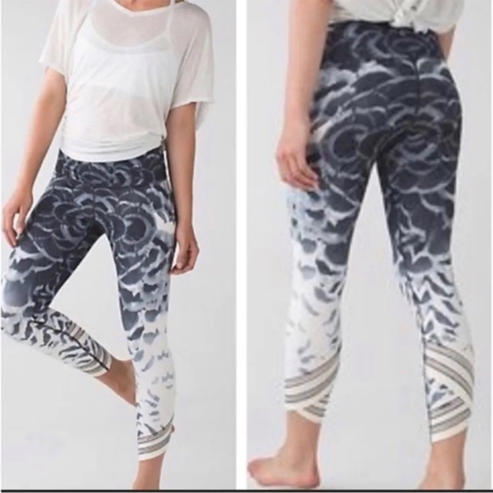 LULULEMON High times cropped legging pants 8